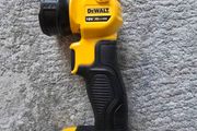 dewalt lanter
