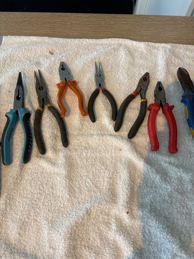Pliers