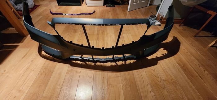 bumper mercedes w212 from 2013-2016 OEM 8852638