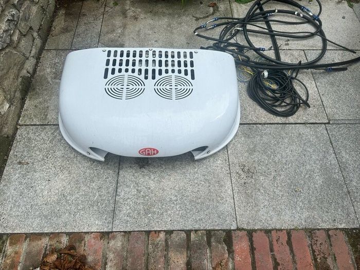 GAH Refrigeration Medium Panel Van Unit
