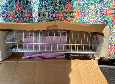 Belt / tie rack