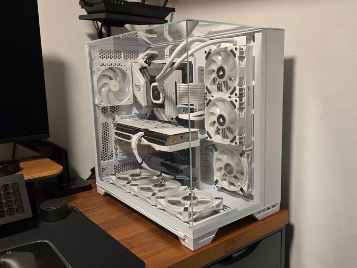 Custom Built Lian-Li White Artic Build RGB Desktop Gaming PC - Windows 11 Pro,Intel i7,3TB SSD,8GB GPU,64GB RAM,850 PSU, Corsair RGB Fans