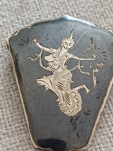 Vintage Brooches
