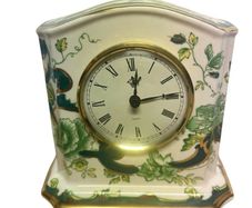Mason's Chartreuse Quartz Mantel Clock