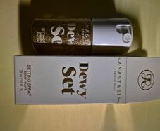 Setting spray