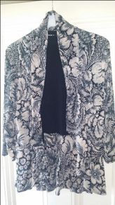 Unusual Roman Cardigan Perfect condition size UK12 EUR40 Postage included