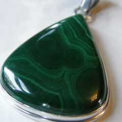 Large Modern Sterling Silver Malachite Teardrop Pendant 925 Hallmarked Birmingham 23.4g