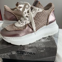 Andia Fora stylish runners