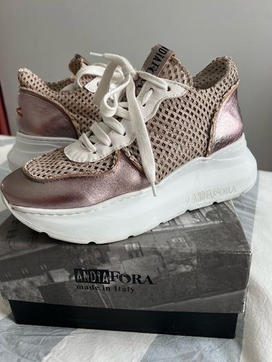 Andia Fora stylish runners