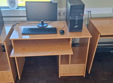 Desktop computer