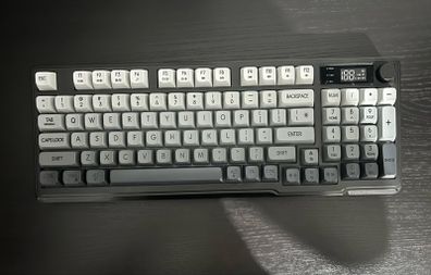Freewolf wireless keyboard new