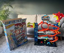 Hot Wheels Ultimate Garage dragon