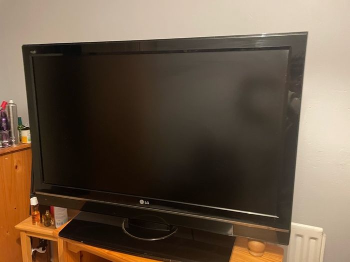 (old) 42" Lg Tv