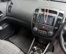 2011 Kia  ceed 3 nct and tax till end of August