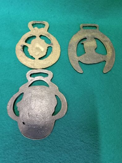 Vintage Brass Horse Bridle Badges  X 11