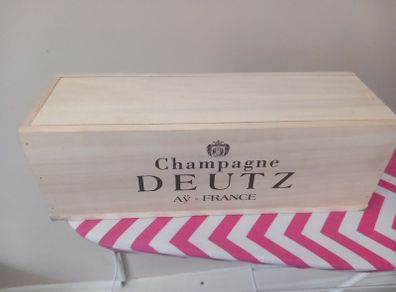 champagne boxes