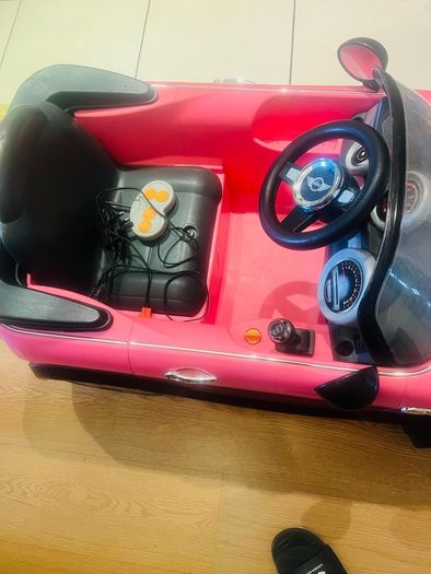 Kids electric car