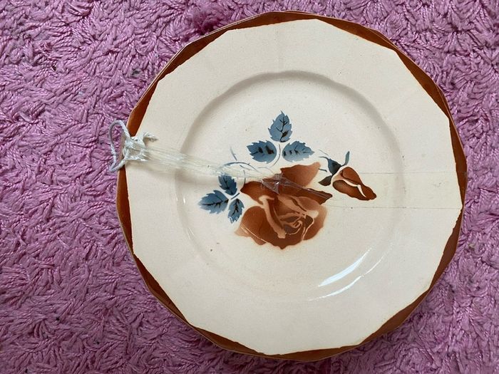 cake plates - vintage ceramic