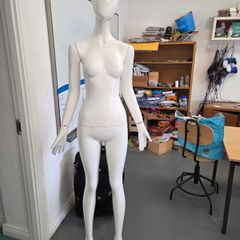 mannequin