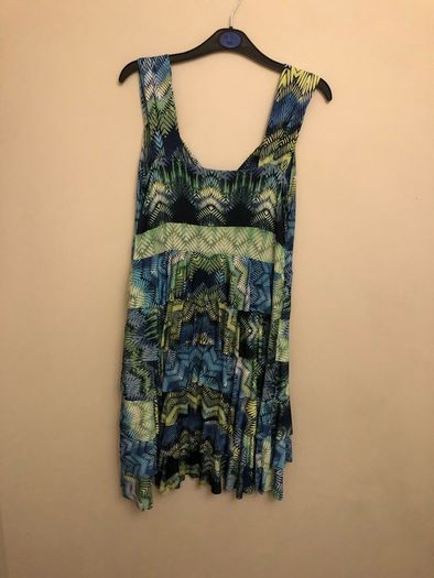 Dress (size 16)