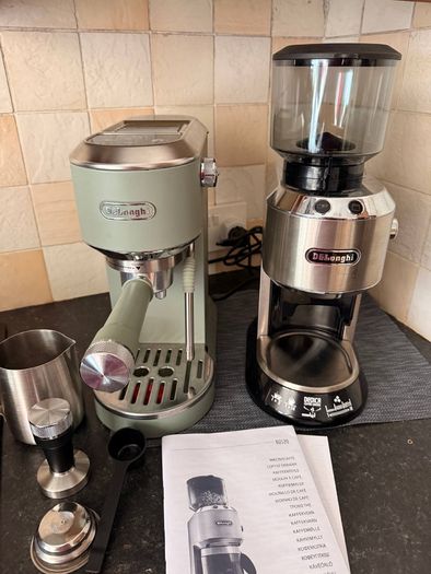De'Longhi Dedica Espresso Machine (with Cold Brew/Cold Drink Function) and Coffee Grinder Set