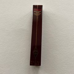 Charlotte tilbury beauty light wand highlighter in shade spotlight