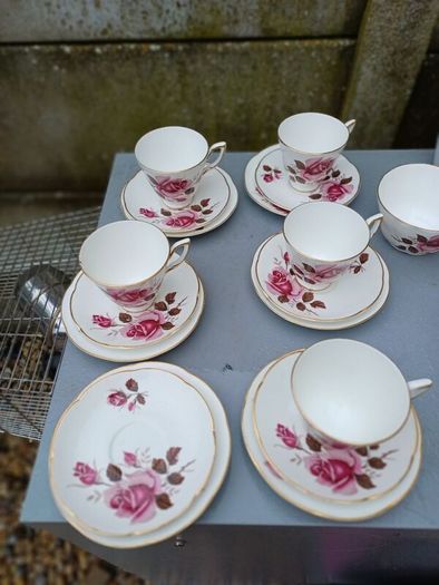 Vintage Royal Tara Teaset