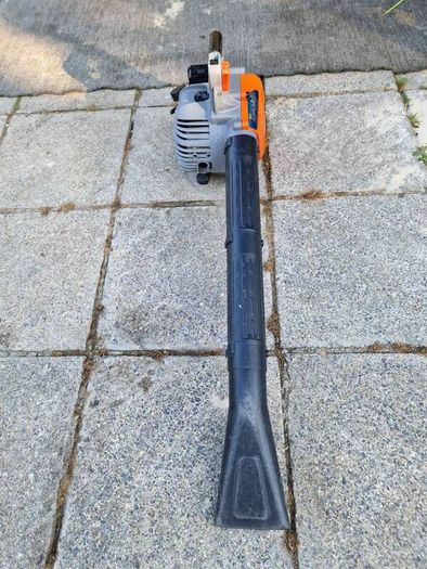 Tanaka THB-260PF leaf blower