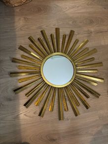 Gold wall mirror