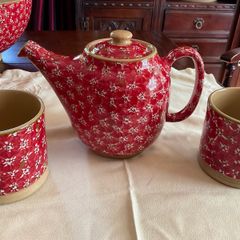 Nicholas Mosse Red lawn first quality tea pot and 2 large mug set