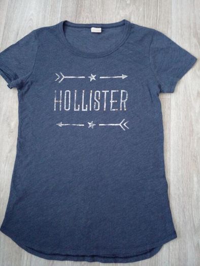 Hollister T-Shirt size M