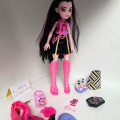 monster high draculaura