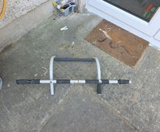 Pull Up Bar