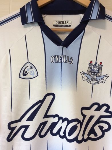 Dublin Jersey. Season 2004/2006. Official Oneills Dublin Goalkeepers Jersey From 2004. Authentic Original From 2004. Not A Modern Day Remake.