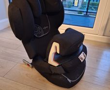 Cybex Juno-2-Fix car seat with Impact Shield
