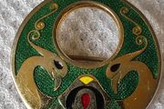 brooch