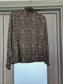 Leopard print top