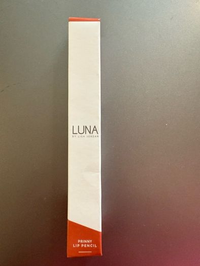 Luna lip pencil "prinny" make up