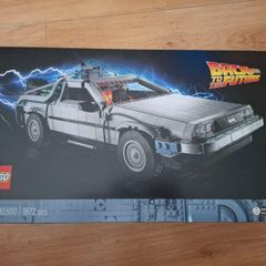 LEGO Icons 10300 Back to the Future Time Machine DeLorean
