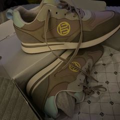TT.Bagott trainers