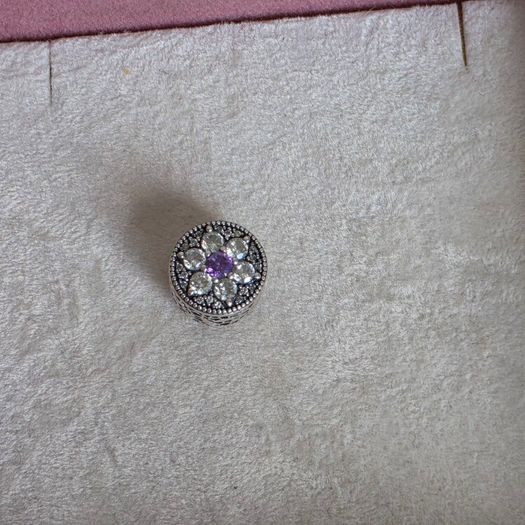 Pandora flower charm excellent condition fully hallmarked