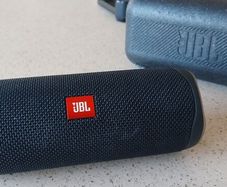 speaker