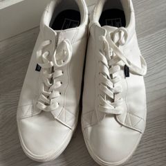 Mens shoes