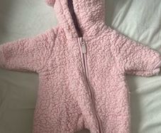 pramsuit