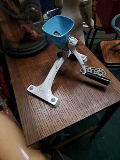 Vintage Grinder/Mincer