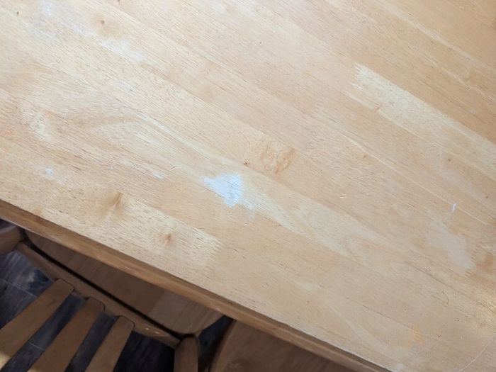 table and chairs