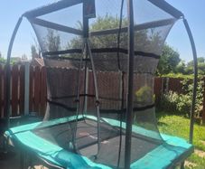 Trampoline