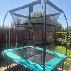 Trampoline