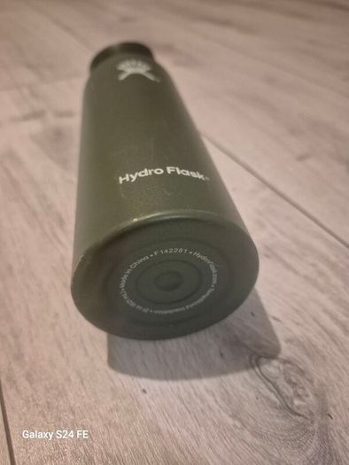 Olive Green Hydra Flask