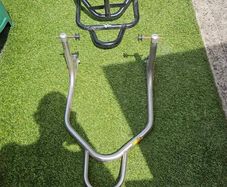 Free Front and Rear Paddock Stands